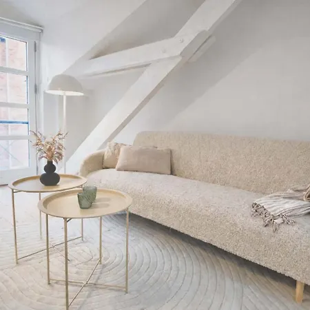 Apartamento Cozy Oasis Perfect For Couples & Solo Travelers *