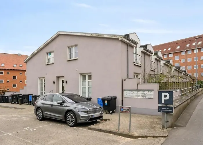 Cozy Oasis Perfect For Couples & Solo Travelers Viborg